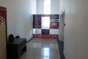 на эскалаторе 2эт и идем в сторону М-Видео, справа в проходе МЫ!