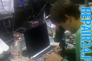 Тонкий ремонт ноутбука под микроскопом