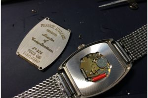 Замена батарейки в часах Frank Muller