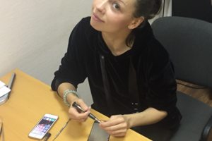 Мастер по ремонту айфонов Дарья Б.