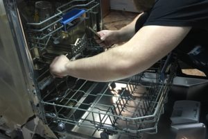 Ремонт крупной бытовой техники на дому и в стационаре