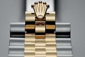 Идеальная полировка часов в сервисе Geneve.