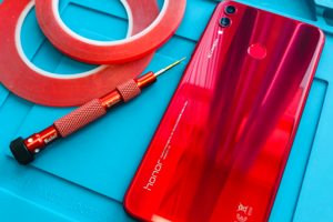 Honor 8x "Цвет настроения - Красный"