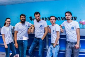 Команда профессионалов всегда рада помочь вам и вашей технике!