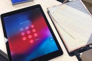 Ремонт iPad Air 2, замена сенсорного стекла