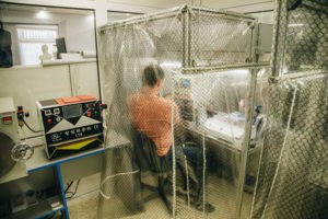 чистая комната для замены только стекла