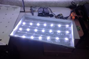 замена лент подсветки