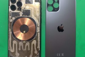 Замена задних стёкол на iPhone