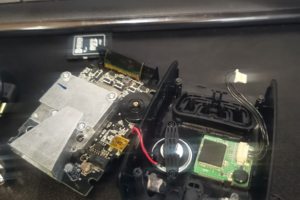 Замена динамика на радар-детекторе.