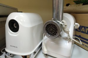 Замена шестерней в электромясорубках.