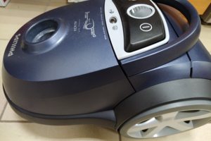 Замена двигателя и фильтра в пылесосе Philips/