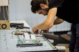 Ремонт телевизоров и мониторов