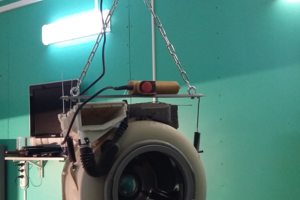 Демонтаж бака в условиях мастерской