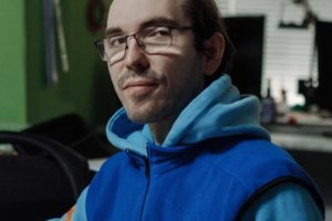 Андрей Прокопенко - специализируется на мелкой и крупной бытовой