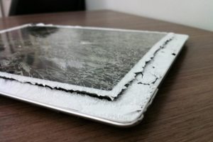 замена стекла ipad
