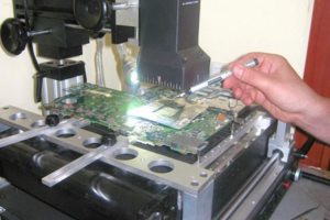 Инфракрасная паяльная станция, позволяющая осуществлять монтаж B